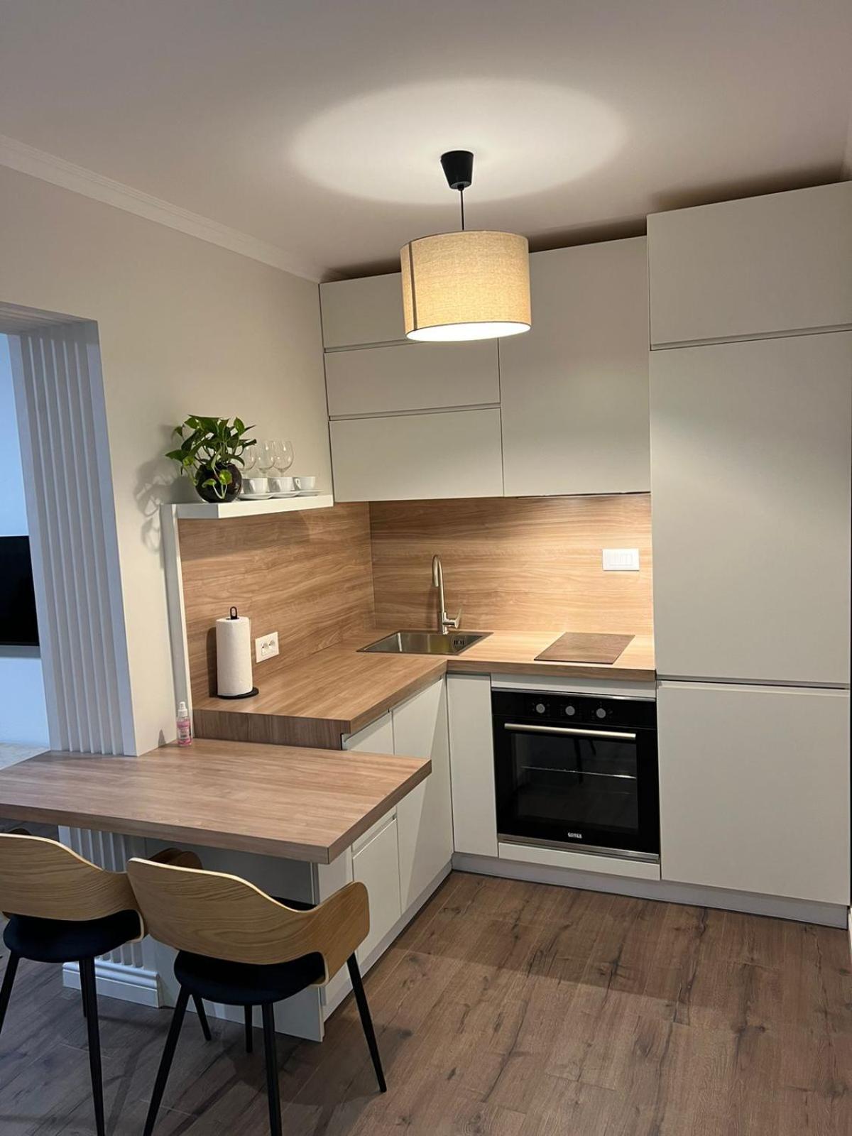 Anna'S Blloku Apartment Тирана Екстер'єр фото