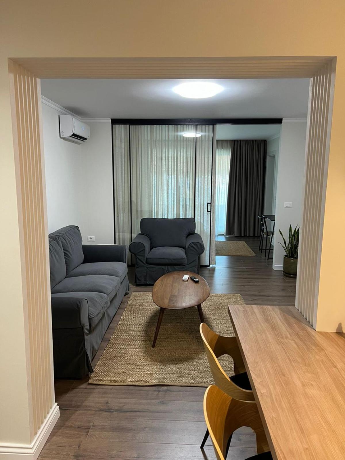 Anna'S Blloku Apartment Тирана Екстер'єр фото