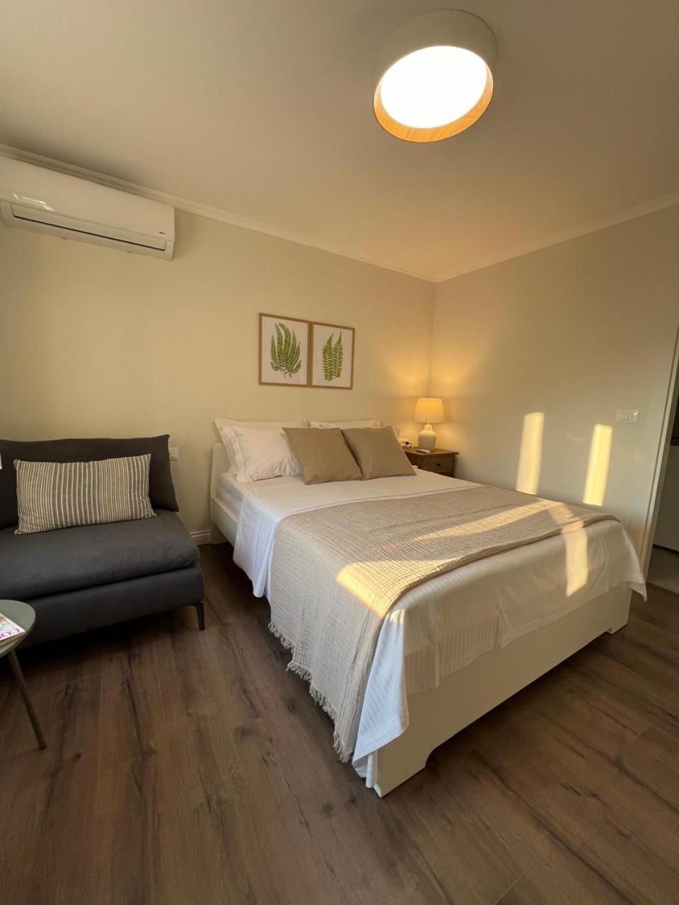 Anna'S Blloku Apartment Тирана Екстер'єр фото